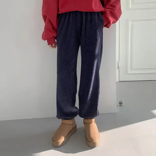 Tilta Velvet Elastic Banded Jogger Pants