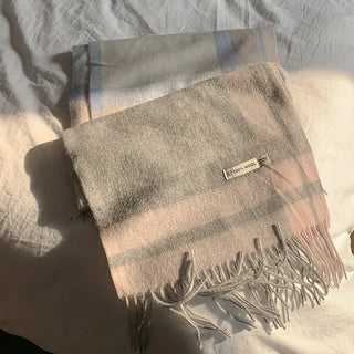 Love Check Wool Fringe Scarf