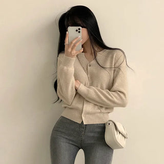 Delicate Fox Wool V-Neck Knit Cardigan