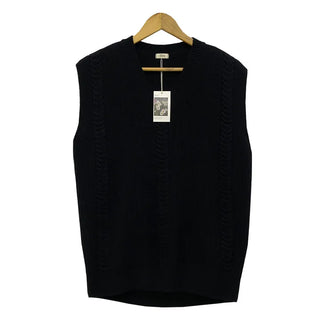 lams wool vest