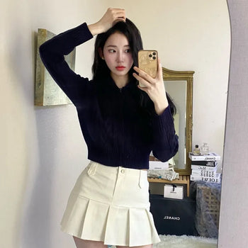 Buckle Under Pleated Elastic Mini Skirt