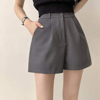 Guaranteed fit, back elastic band pintuck wide slacks shorts