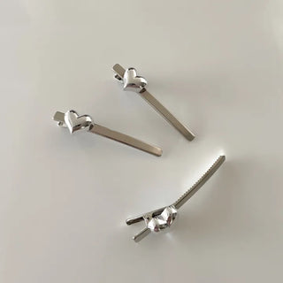Dying Heart Pin (one color)