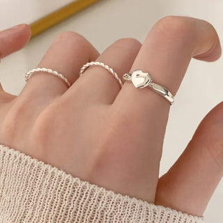 Heart Point Tap Ring