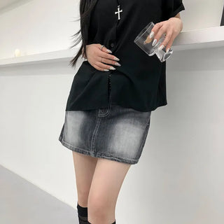 Washing denim skirt