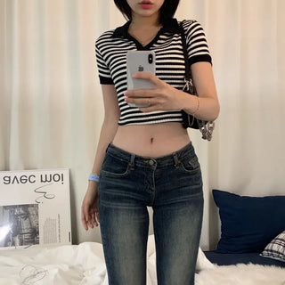 [Slim Fit/Fit Guaranteed] Deli Striped Ribbed Short Sleeve T-shirt (2 colors)