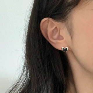 Black Onyx Heart Shape Earrings