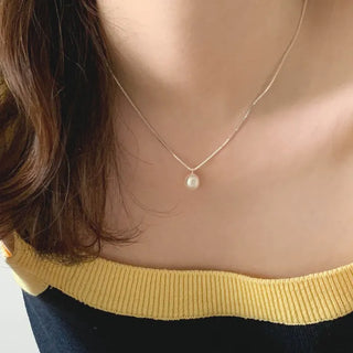 Freshwater Pearl Pendant Slim Box Chain Necklace