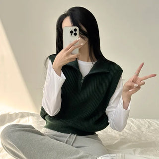 A Spoonful of Autumn, High-Neck Half-Zip Hazzi Crop Knit Vest