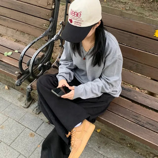 Basic V-neck Knit