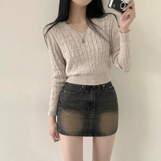 A Spoonful of Delicacy, Cable Knit V-Neck Slim Crop Long Sleeve Knit