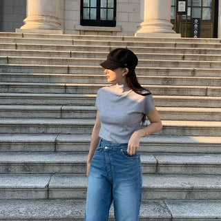 Cloud Simple Turtleneck Short Sleeve Knit