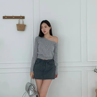 Jennie Cash One-Off-Shoulder Knit