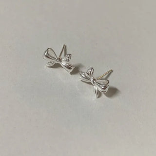 Lovely Ribbon Earrings