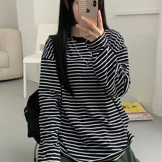 [UNISEX] Wang Boxy Horen Striped T-shirt