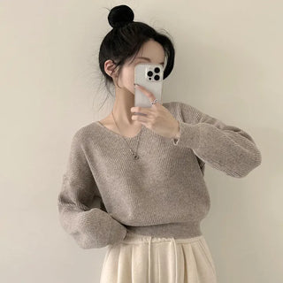 Color Masterpiece, Cashmere Wool Ribbed V-Neck Crop Long Sleeve Knit