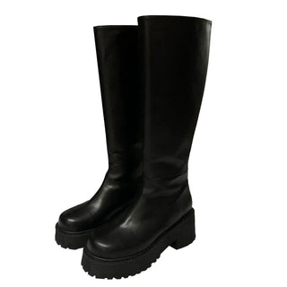 Basic platform boots