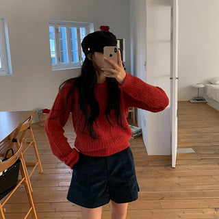Fitted corduroy shorts