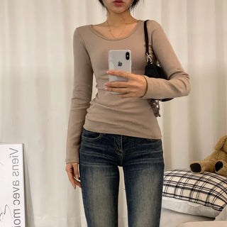 [Fleece-lined/Slim Fit] Thick U-neck Basic Plain Layered Long Sleeve Tee (5 colors)