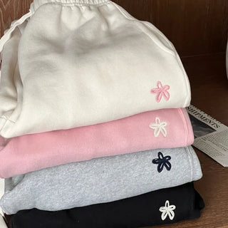 Double-Fleece-Lined Daisy Embroidered Jogger Pants