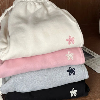 Double-Fleece-Lined Daisy Embroidered Jogger Pants