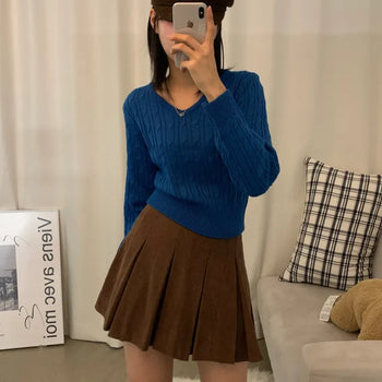 [Slim Fit/Cinched Waist/13 Colors] Blooming Cable V-Neck Crop Knit