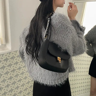 Mary's Loose Fit V-Neck Angora Knit