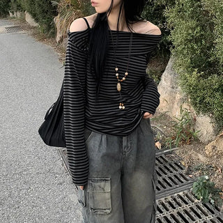 off-shoulder stripe button T
