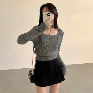 Full of femininity, Wool Choker Square Neck Ribbed Crop Long Sleeve Knit