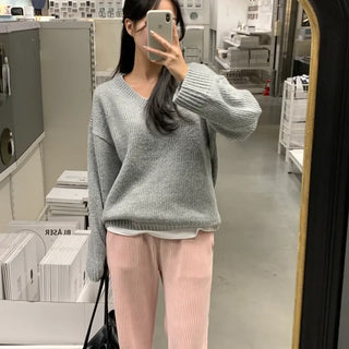 Heriv V-neck Loose Fit Knit