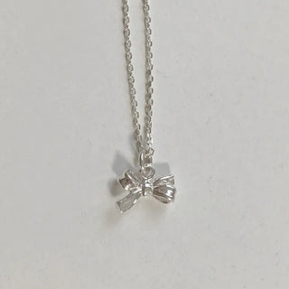 Petit Ribbon Daily Necklace