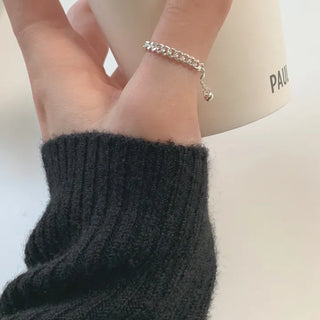2.5mm Curved Chain Sliding Ring, Adjustable Length, Sizes 3 to 21