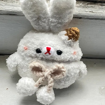 Red-cheeked Rabbit Furry Plush AirPods Case