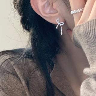 Half Cubic Ribbon Earrings