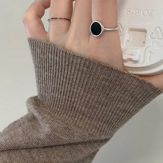 Black Round Open Ring