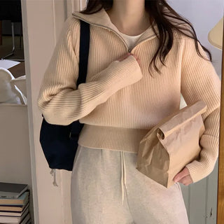 22% Wool Soft Half-Zip Knit  Knit Zip-up Long Sleeve Knit Collared Knit Crop Knit