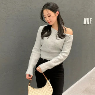 Hilton Wool Asymmetrical Off-Shoulder Ribbed Knit