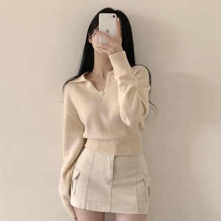 Delicate Open Collar Wool Crop Long Sleeve Knit