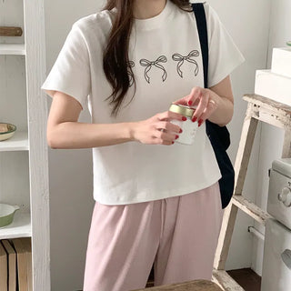 Ribbon Print Crop Short Sleeve T-shirt