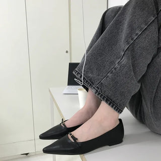 Strap flat shoes