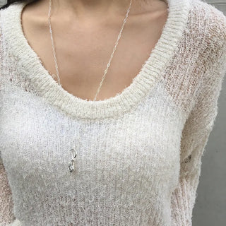 long chain necklace