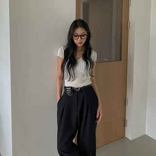 Tyla V-neck Short Sleeve Knit