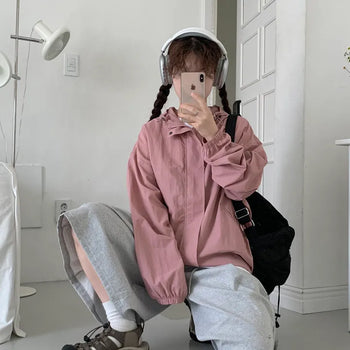 [UNISEX] Core Hood Windbreaker