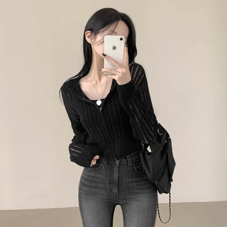 Flowing, delicate fit, boucle hooded cropped long-sleeve zip-up knit cardigan
