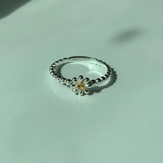 Daisy Flower Cubic Ball Layered Ring