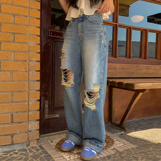 Minut Distressed Denim