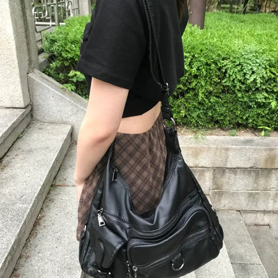 Vintage pocket leather crossbody bag