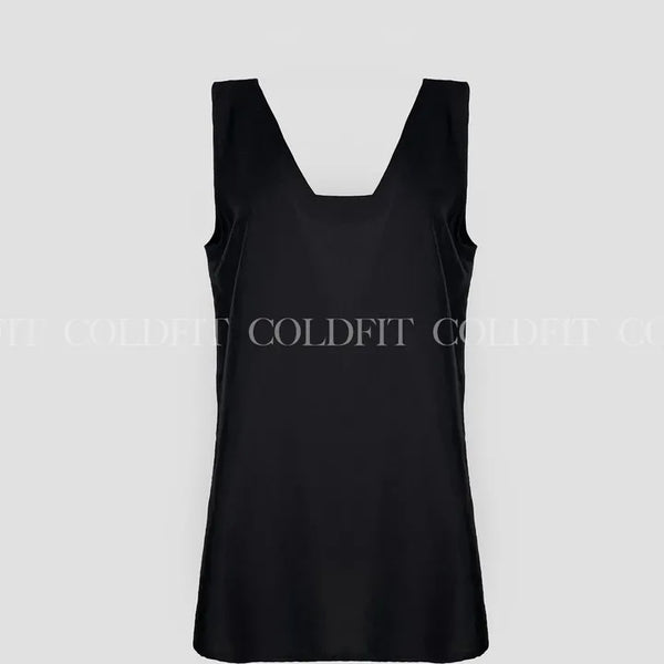 backless blouse