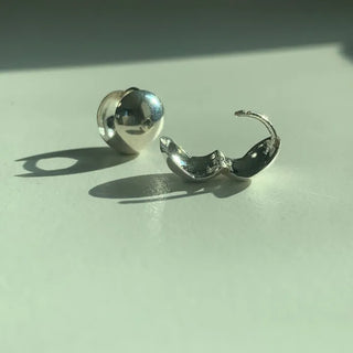 Round Sphere One-Touch Pocket Earrings, Diameter 9mm
