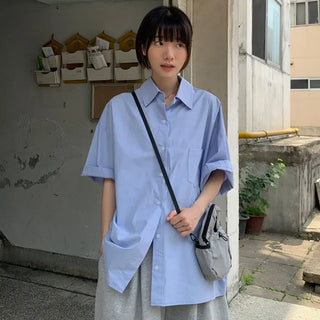 One-pocket short-sleeve boxy shirt
